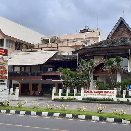 Hotel Baron Indah Solo Kültér fotó